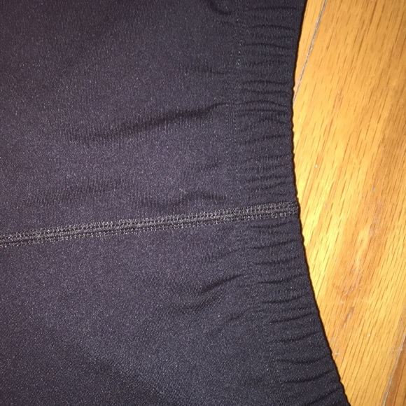 UNDER ARMOUR Leggings - Picture 2 of 5